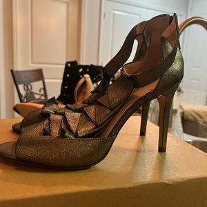 LOUISE ET CIE HEELS